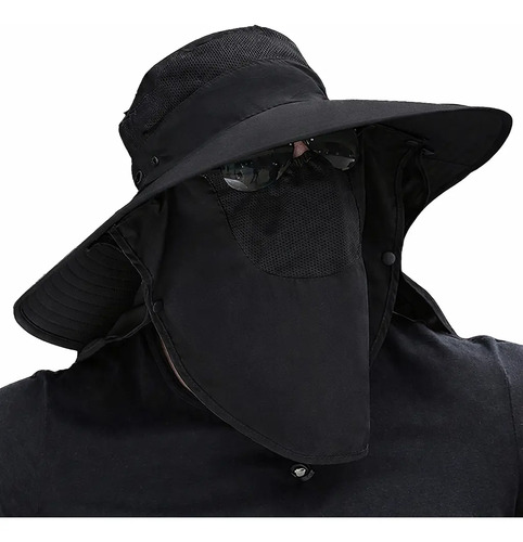 Sombrero de ala ancha negro con el cubrecara y el cubrenuca desplegados